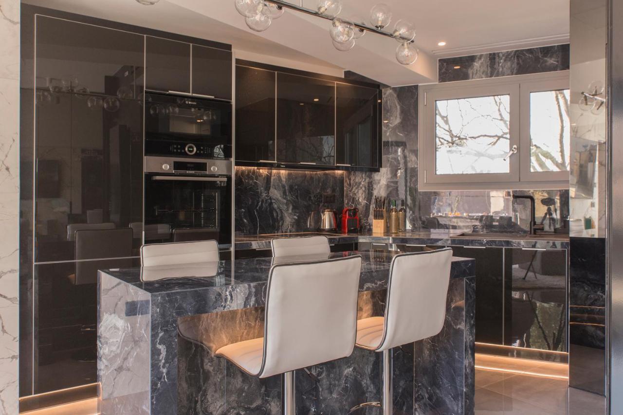 Luxury Acropolis View Apartment-Living Stone Black Pearl Athén Kültér fotó